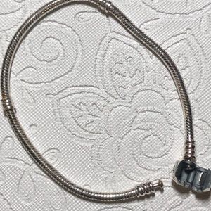 Pandora 925 silver bracelet